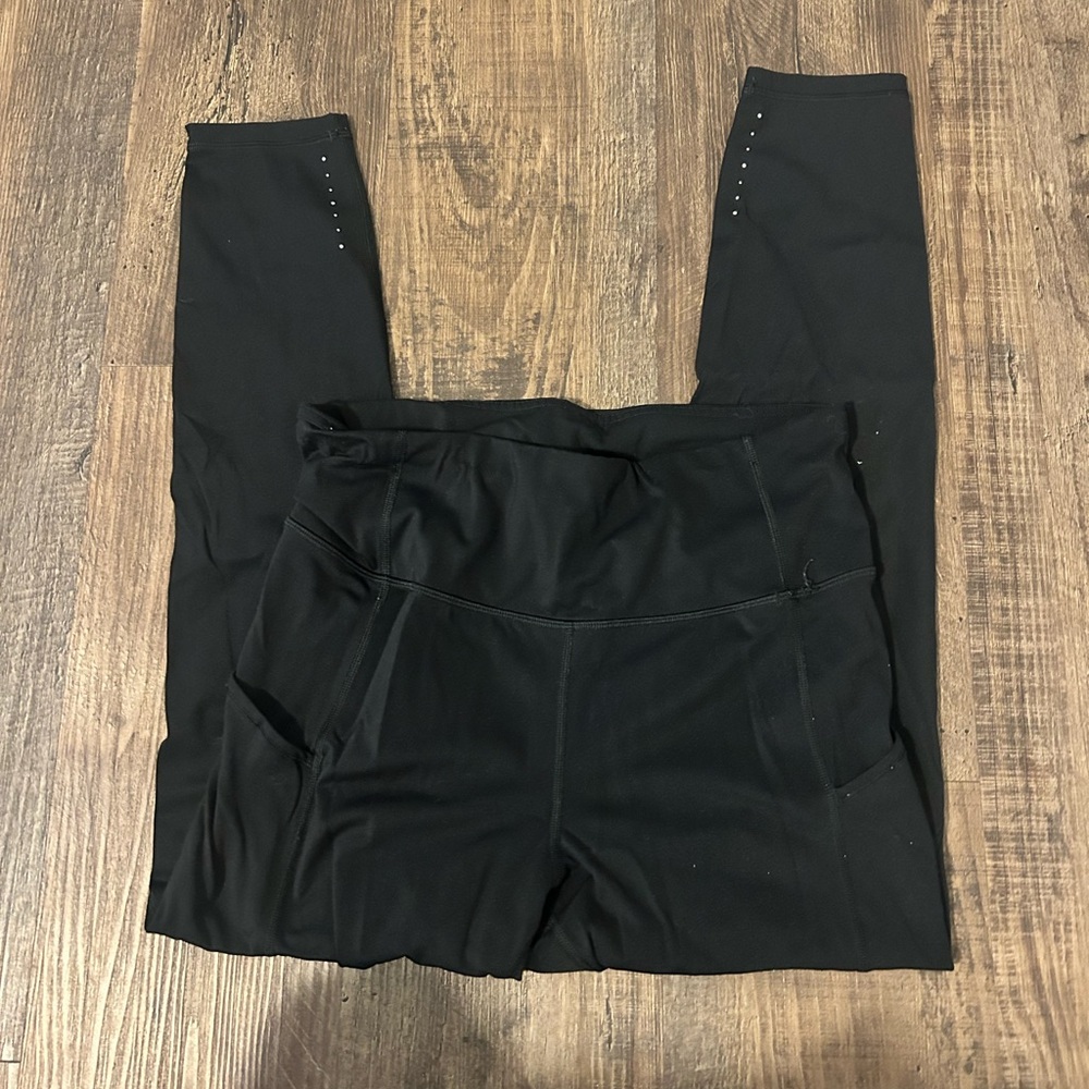 Women’s CRZ yoga athletic black leggings